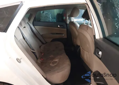 2016 Kia Optima Lx z USA, uszkodzony, nr VIN KNAGT4L36G5070728